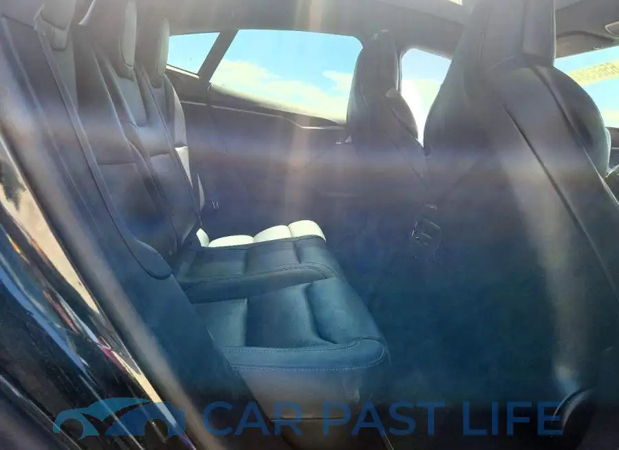 5YJSA1E46JF263202# 10