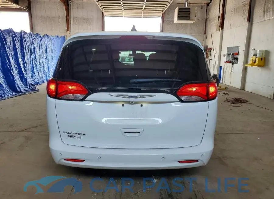 2C4RC1AG7KR666989# 6