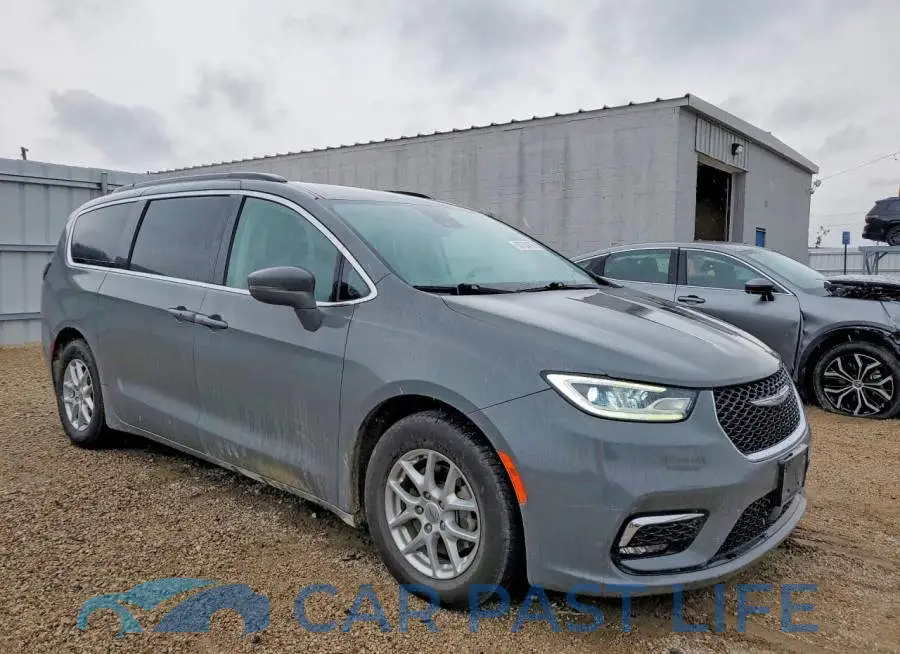 2C4RC1BG6NR215099# 4