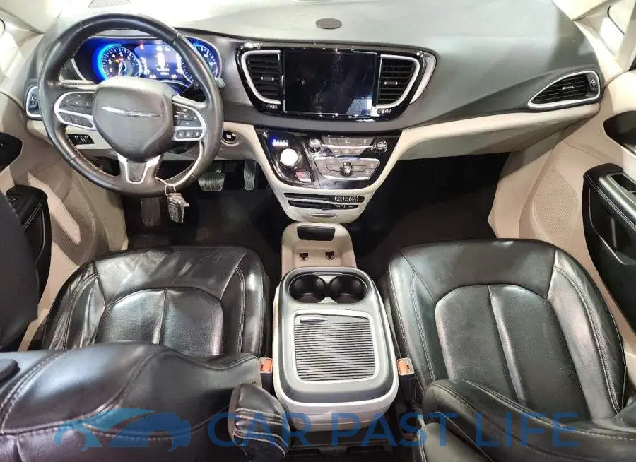 2C4RC1BG9NR217915# 8