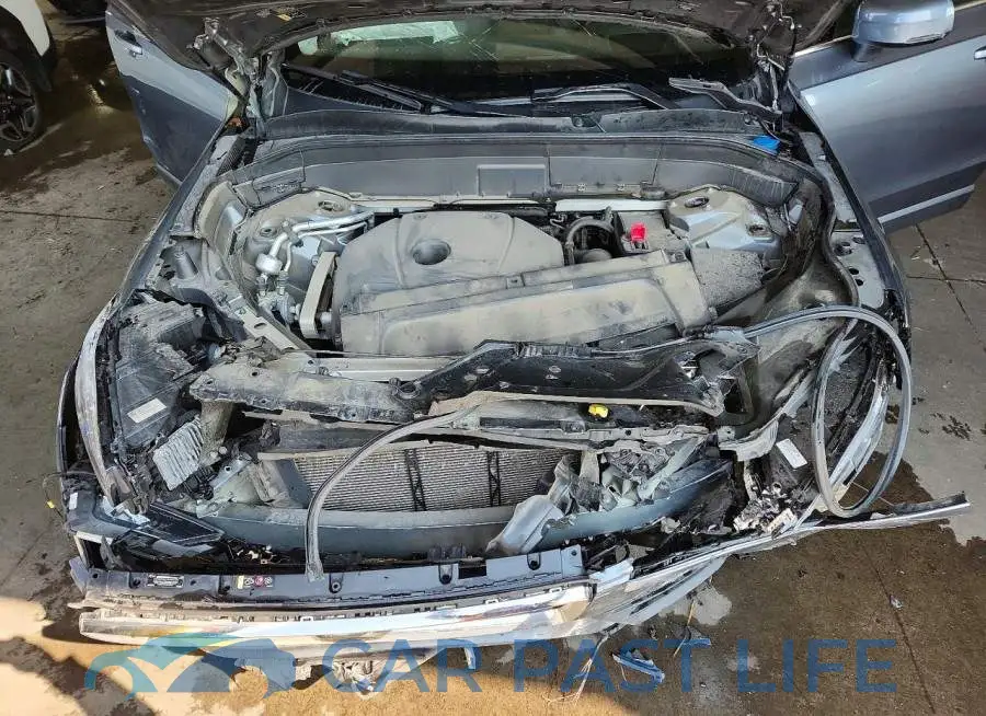 YV4102PK1L1560483# 12