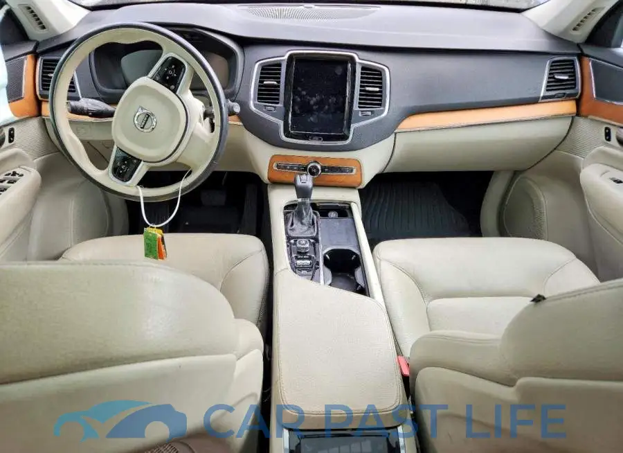 YV4A22PK7M1715663# 8