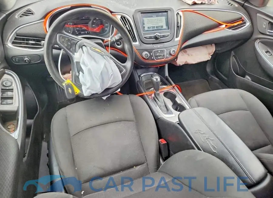 1G1ZD5ST0JF150438# 8