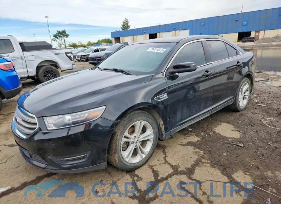 1FAHP2E81JG113687# 1