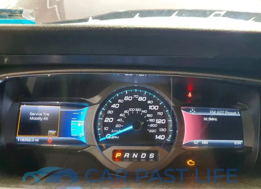 1FAHP2KT2JG100035# 9