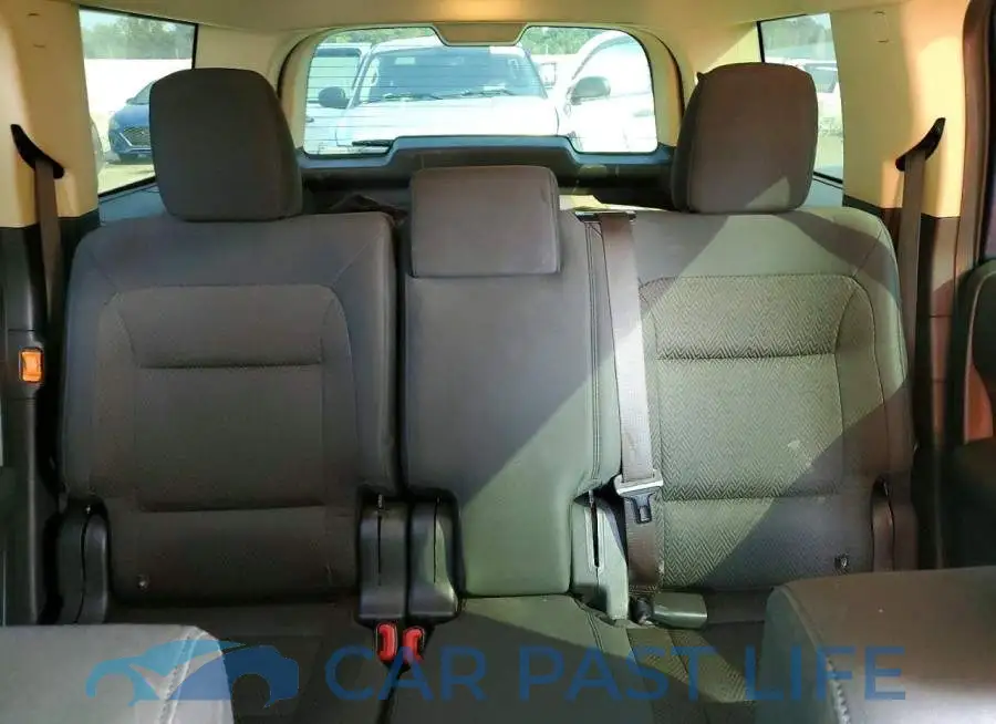 2FMHK6C81JBA11599# 10