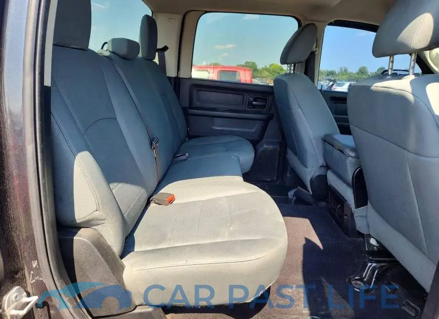 3C6UR5CJ6HG740305# 10