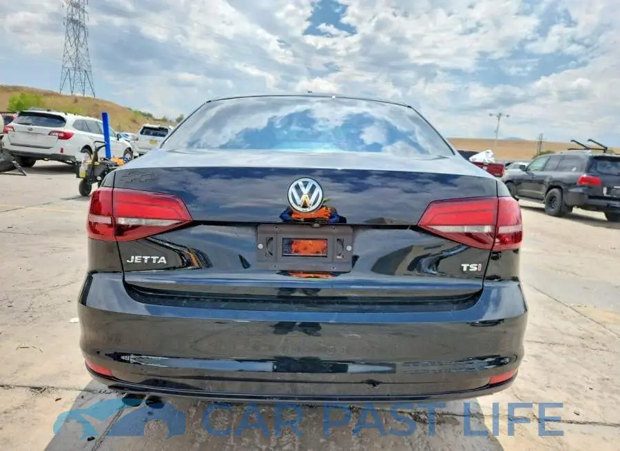 3VW2B7AJXJM231969# 6