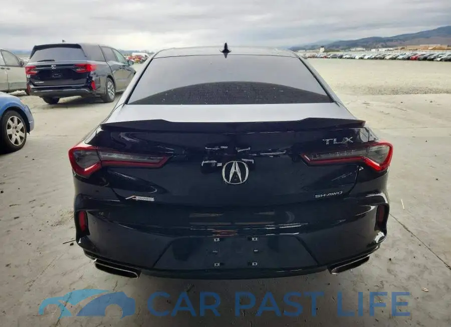 19UUB6F52NA001798# 6