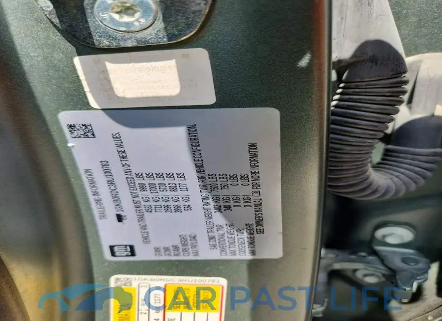 1GKB0RDC3RU100783# 13