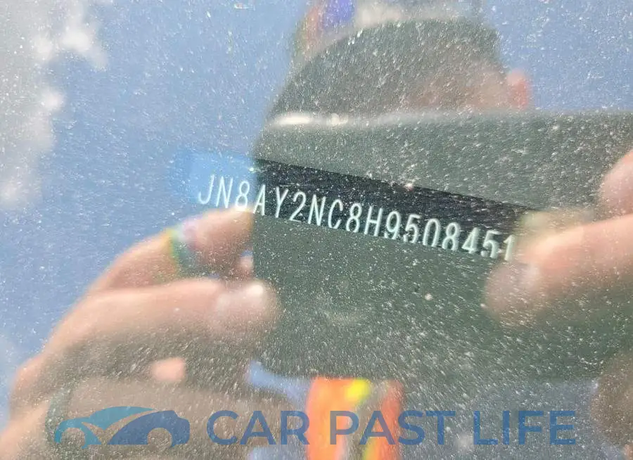 JN8AY2NC8H9508451# 13