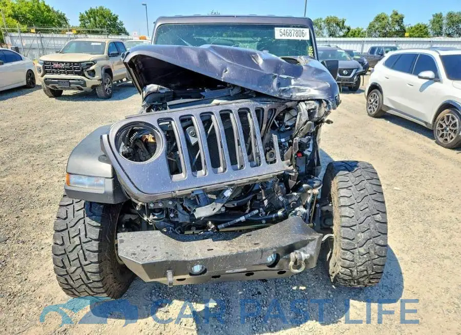 1C4HJXCG2JW276194# 5