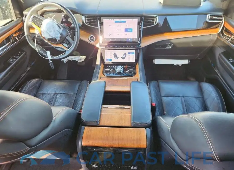 1C4SJSGP5RS182283# 8