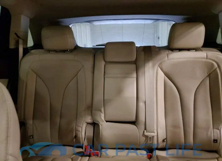 2LMPJ8LR8JBL47208# 10