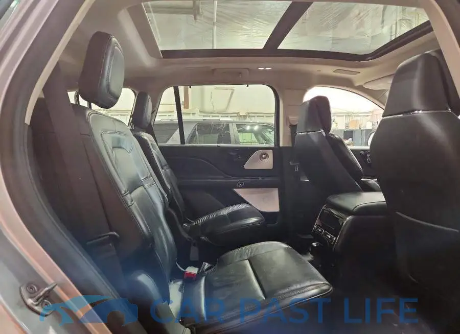 5LM5J7XC8MGL03626# 11