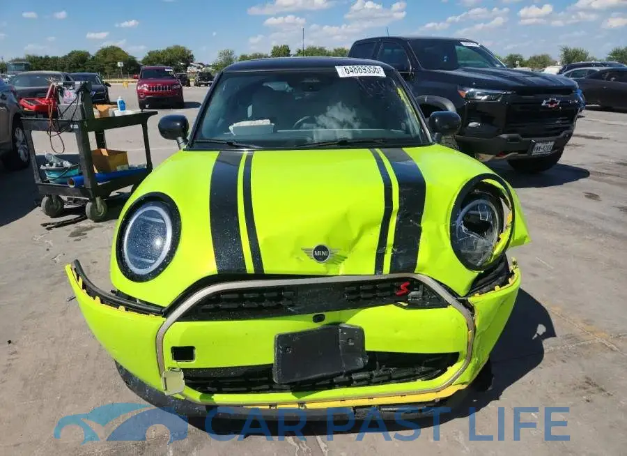 WMW23GD09S2W27772# 5