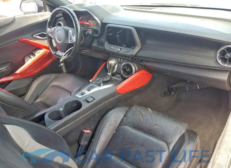 1G1FD1RS7J0191872# 8