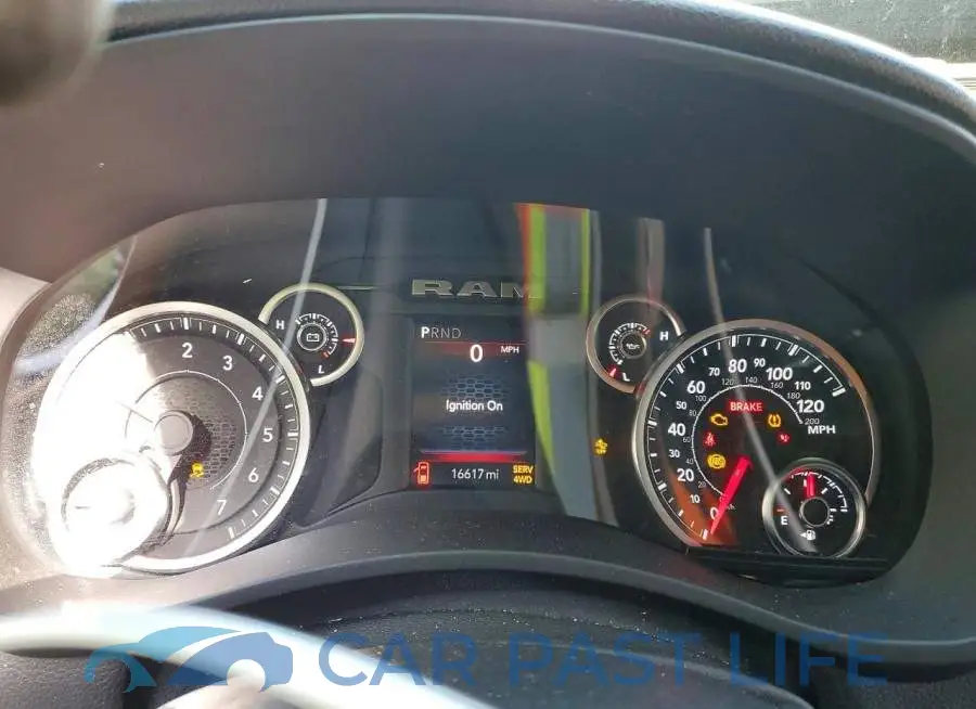 3C6UR5CJ2SG507707# 9
