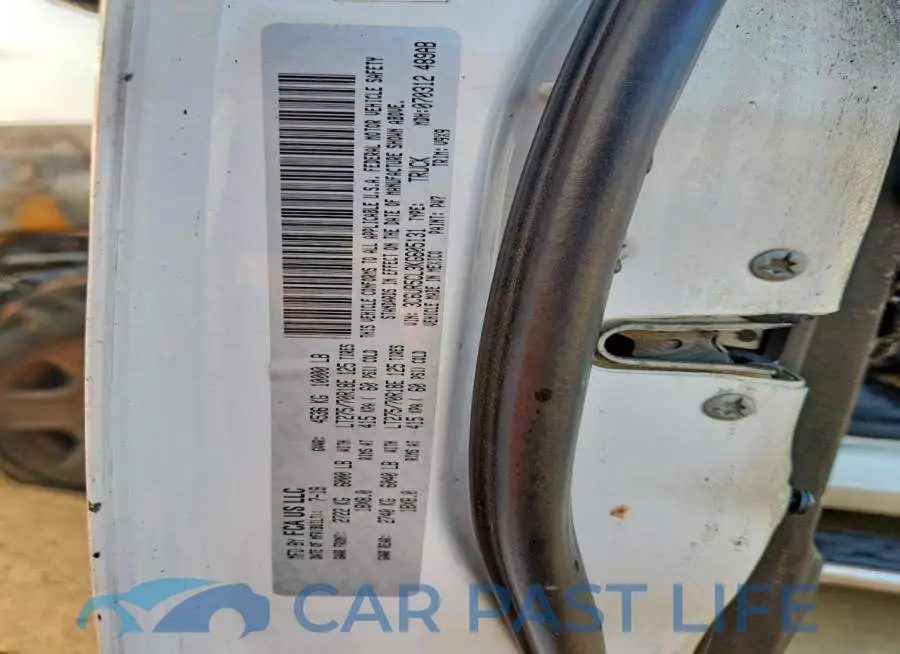 3C6UR5CL3KG605131# 12