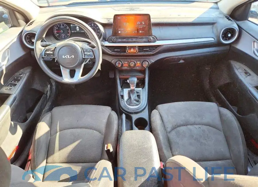 3KPF24AD5RE818079# 8