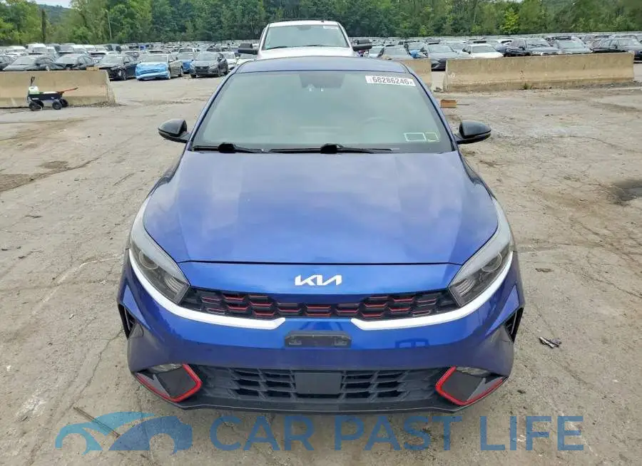 3KPF54AD2RE774517# 5