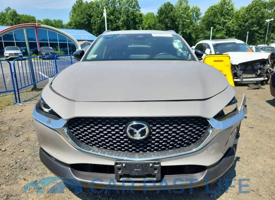 3MVDMBBM9RM676067# 5