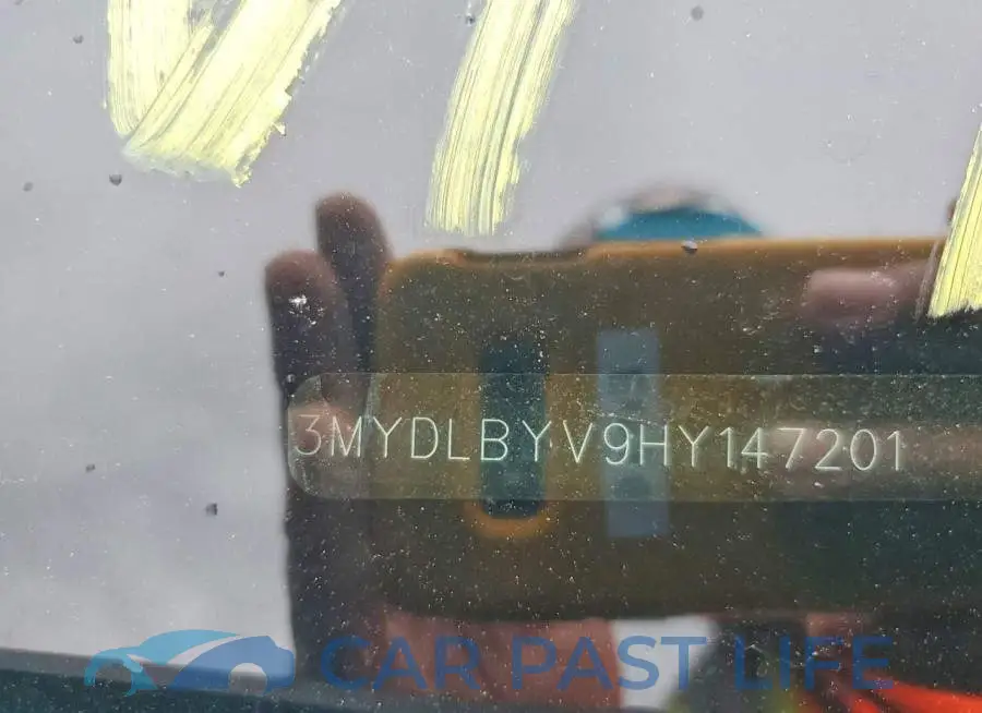 3MYDLBYV9HY147201# 12