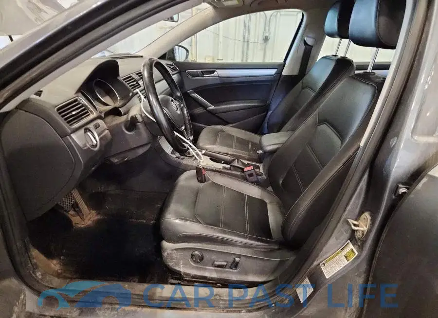 1VWLA7A30KC002793# 7