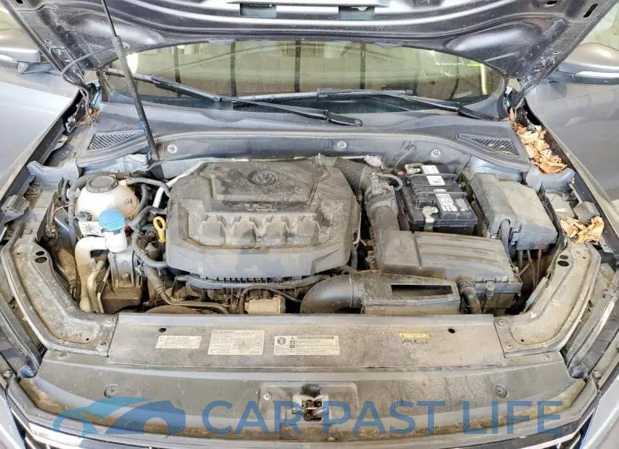 1VWLA7A37KC012575# 11
