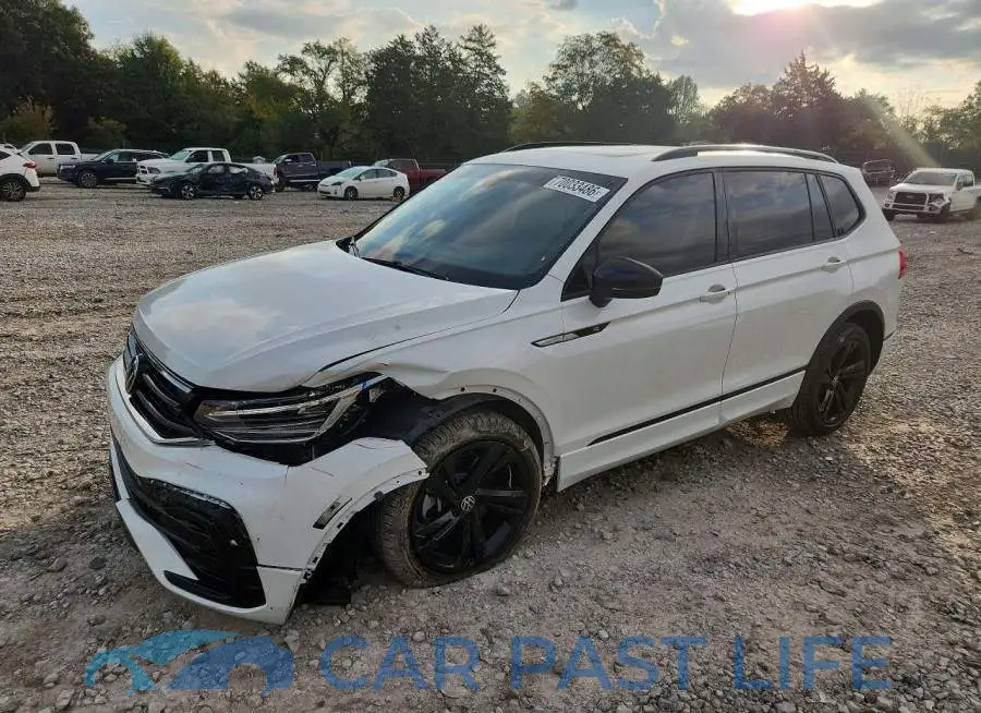 3VVCB7AX3PM082469# 1