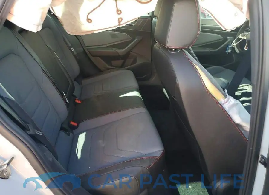 3VW1M7BU5TM000074# 10