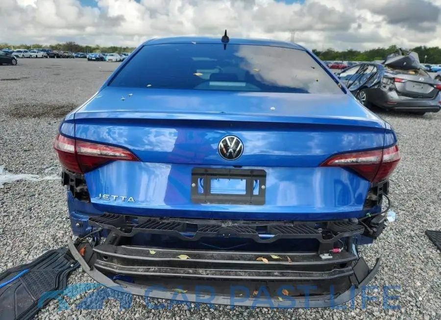 3VW5M7BU4PM028388# 6
