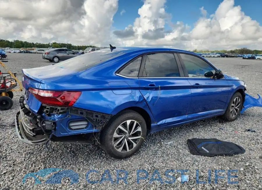 3VW5M7BU4PM028388# 3