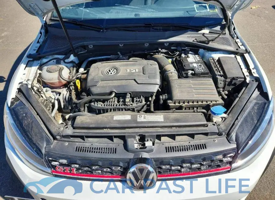 3VW5T7AU2KM009822# 11