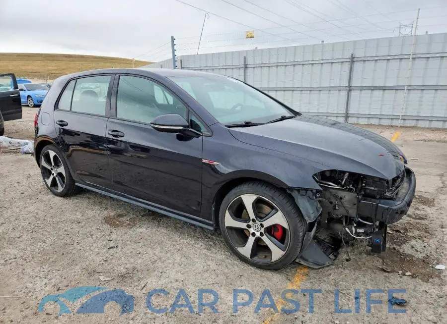 3VW5T7AU9HM067077# 4