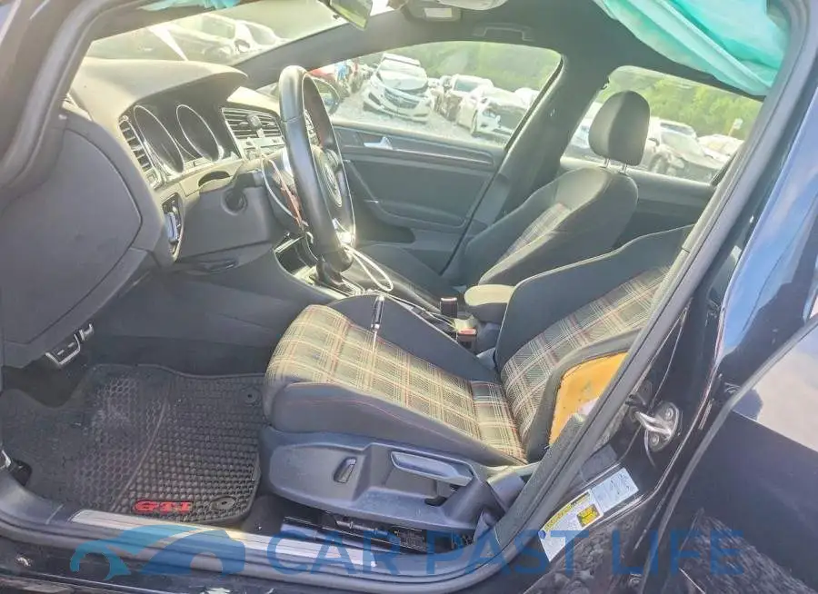 3VW6T7AU6KM018561# 7
