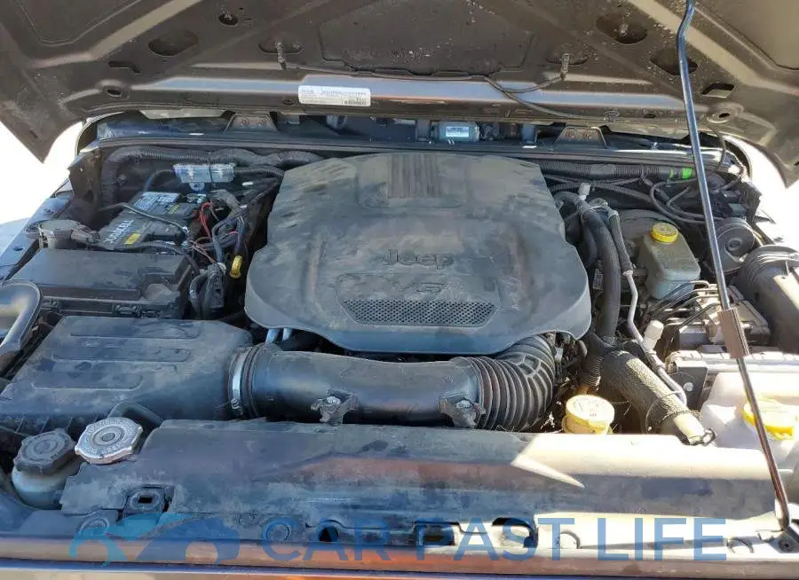 1C4BJWDG1JL831359# 11