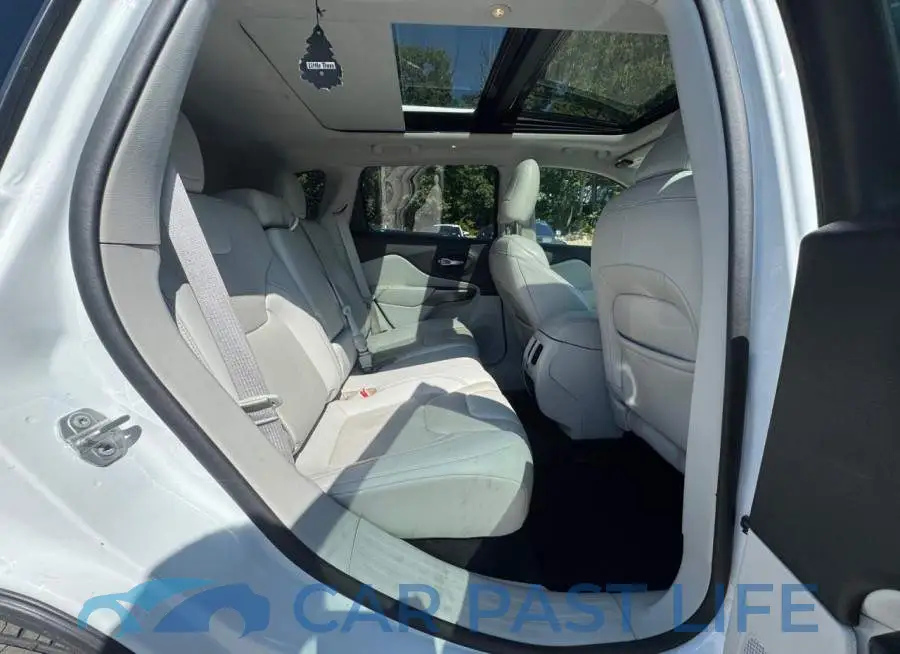 1C4PJMDX8MD225274# 6