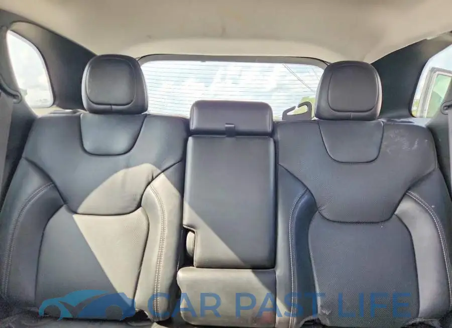 1C4PJMMB5PD110205# 10