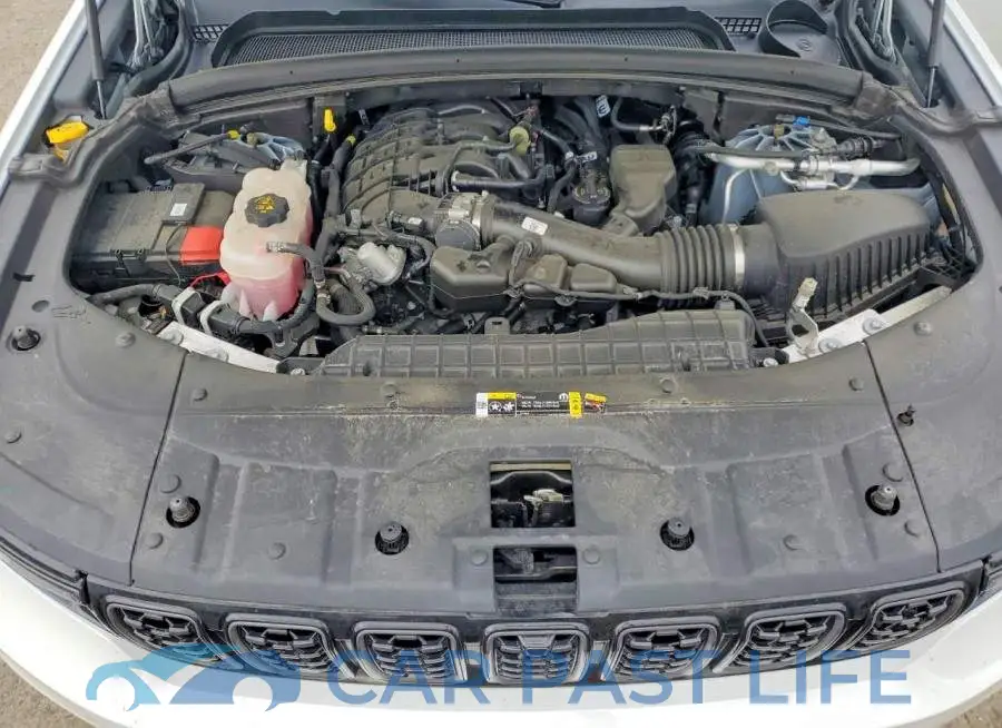 1C4RJKEG4S8656311# 12