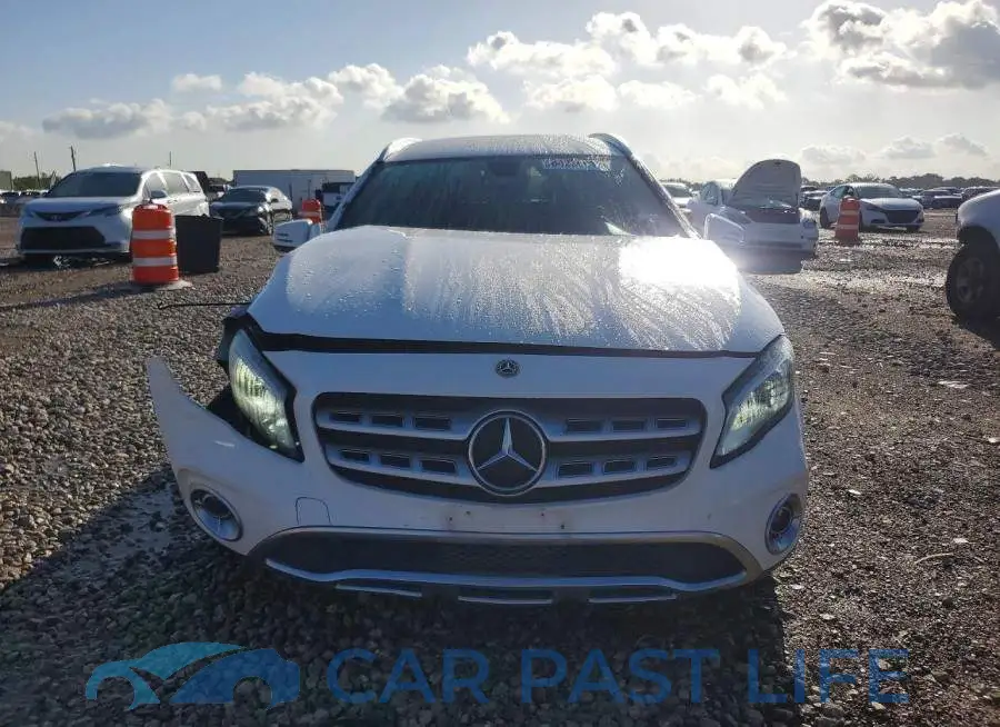 WDCTG4EB5LU028913# 5