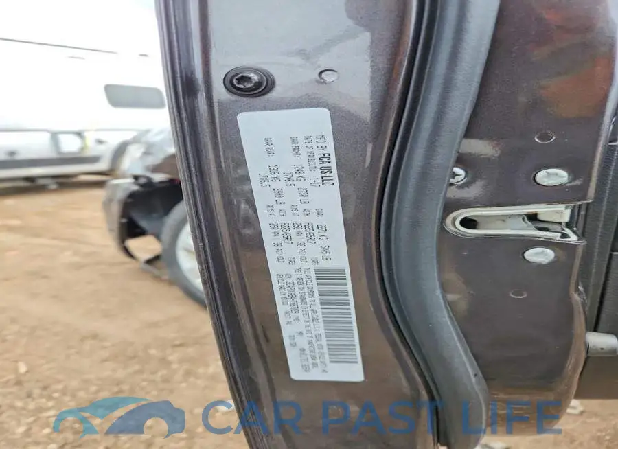 3C4PDCAB4HT587029# 12