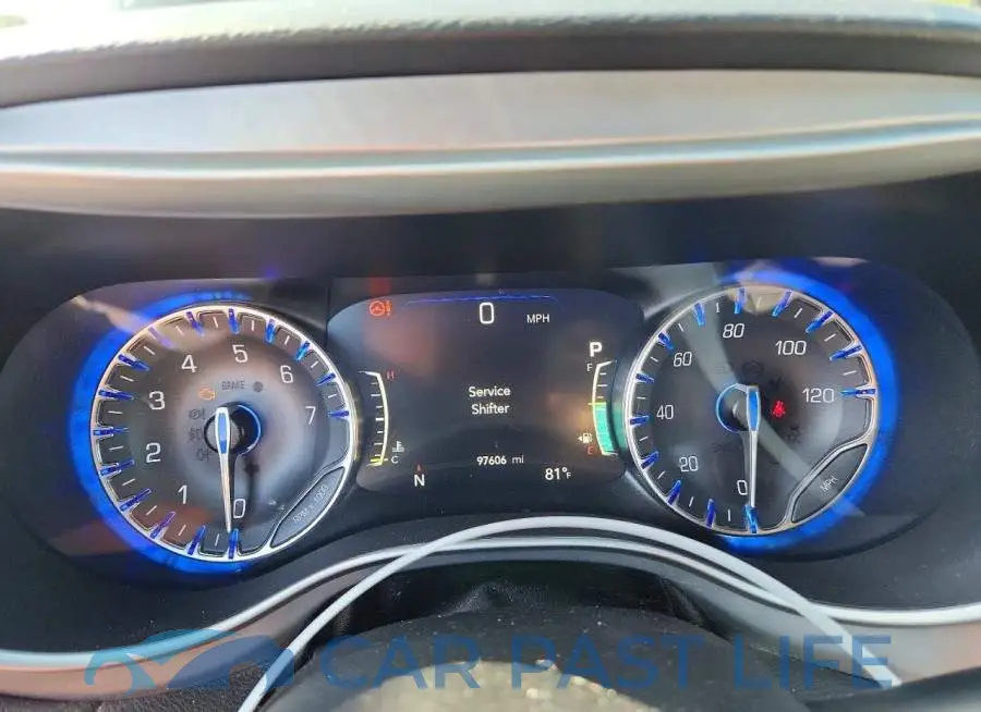 2C4RC1BGXLR104682# 9