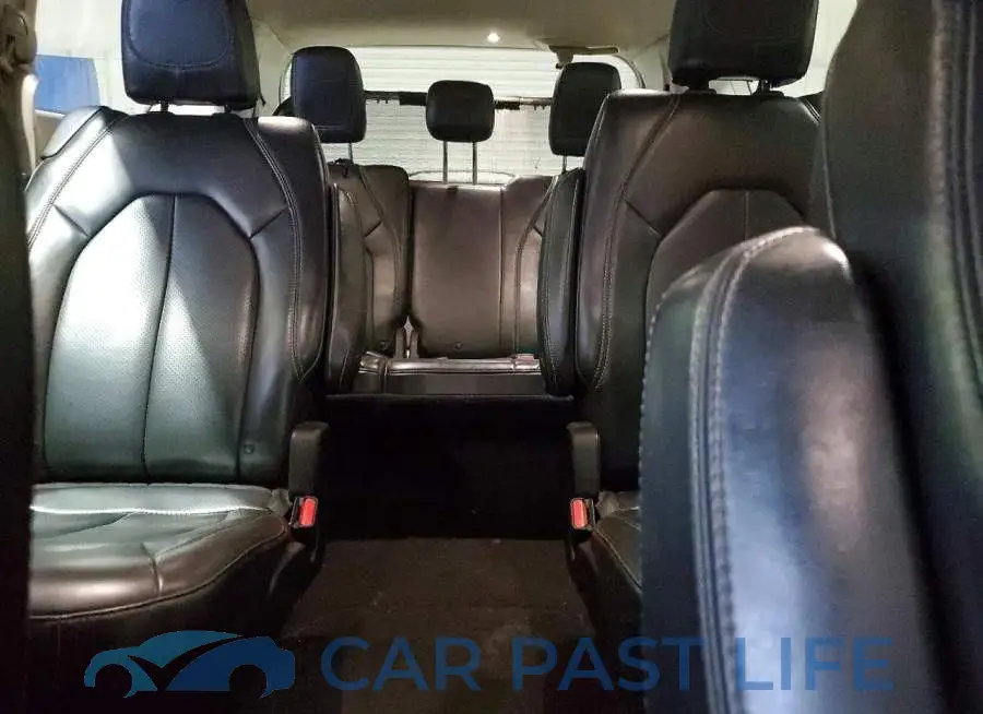 2C4RC1DG1MR516729# 10