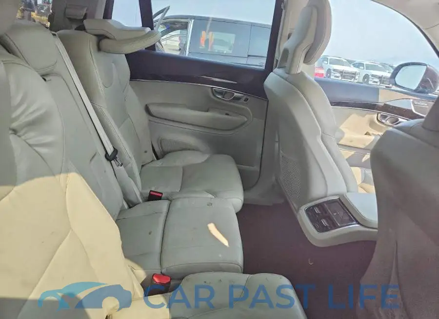 YV4A22PK9J1201339# 11
