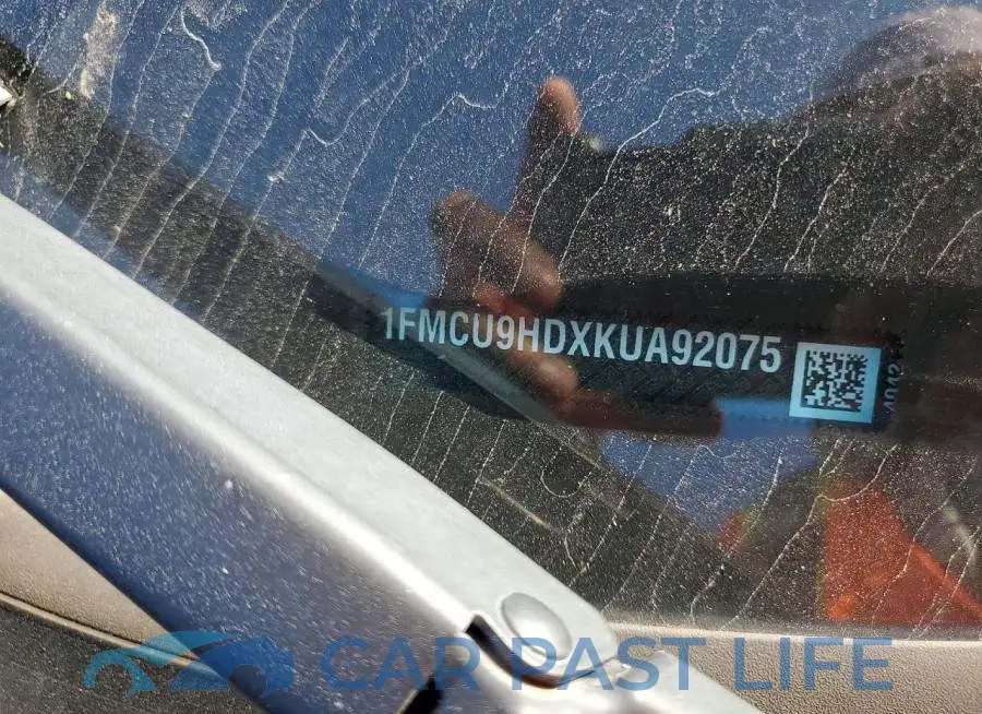 1FMCU9HDXKUA92075# 12