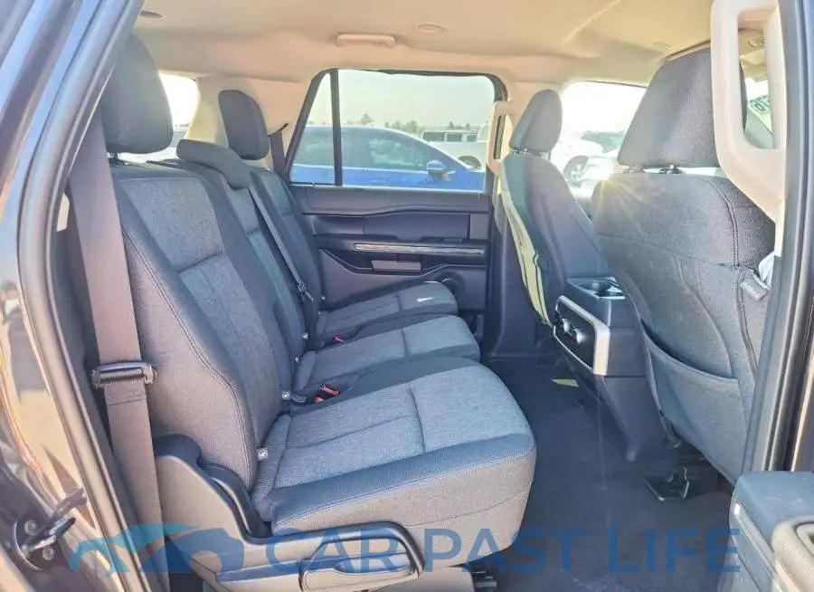 1FMJK1J80REA61532# 11