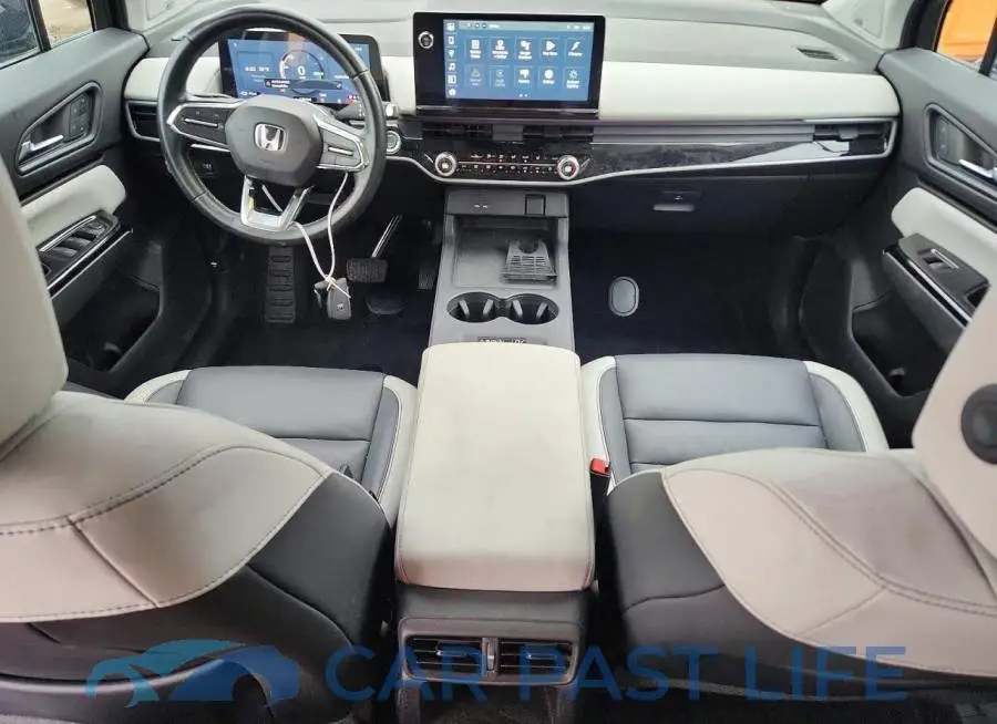 3GPKHXRJ8RS506816# 8