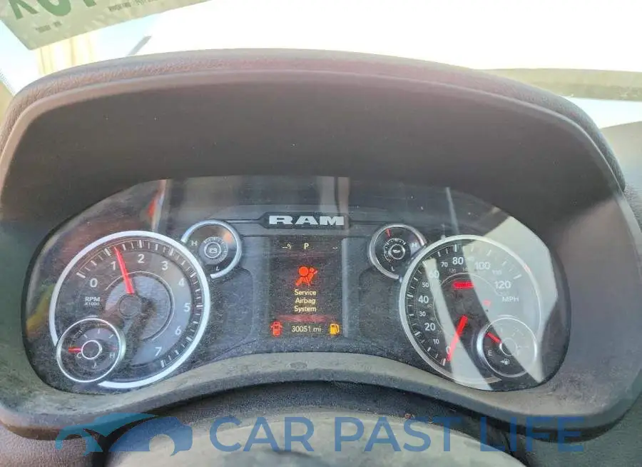 3C6MR5AJ0NG106082# 9