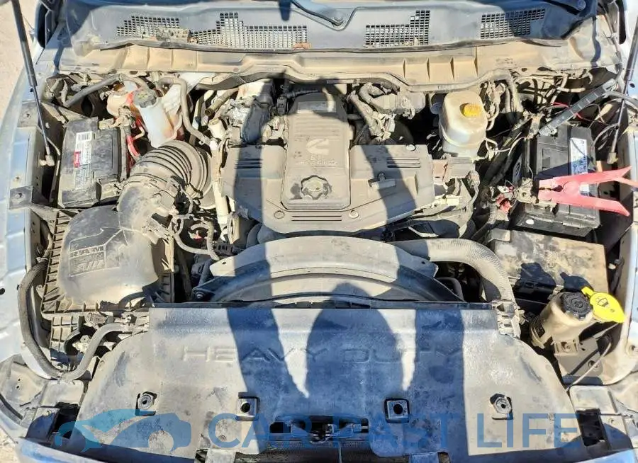 3C6UR4HL2JG414687# 11